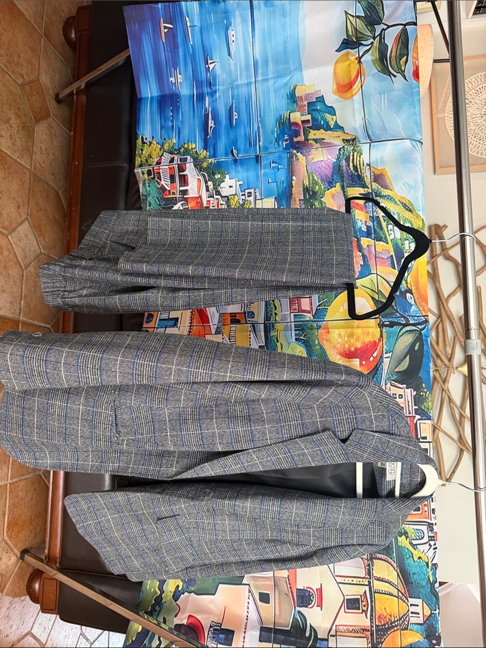 Men's Gray Plaid Blazer - Classic Tailored Look